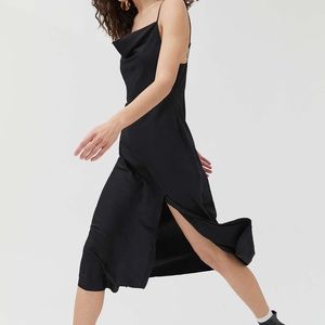 Urban Outfitters Mallory Jacquard MIDI Dress